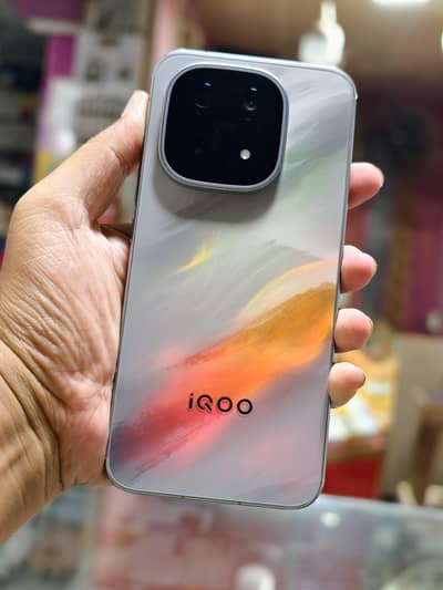 Vivo IQOO 15 Special Color