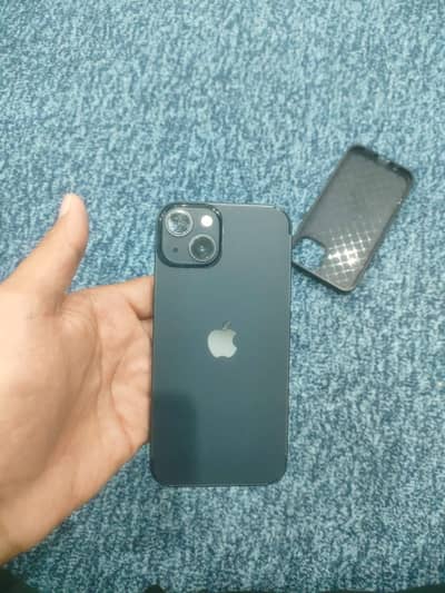 Apple iPhone 13