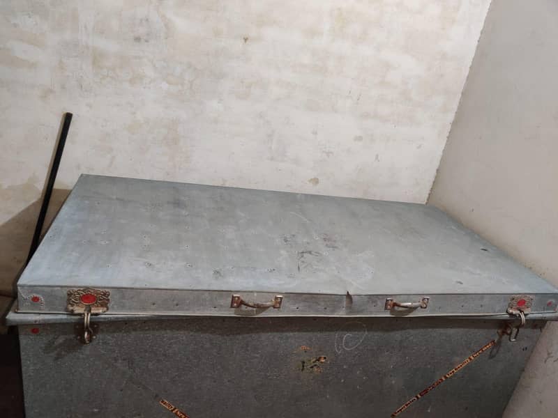 Peti trunk 4