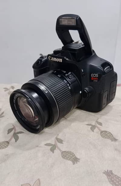 canon 700D 18.55 lans batry charger watsap 03004513422