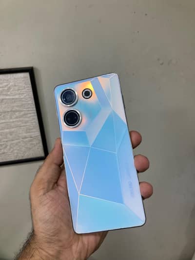 Tecno CAMON 20 16/256 with box