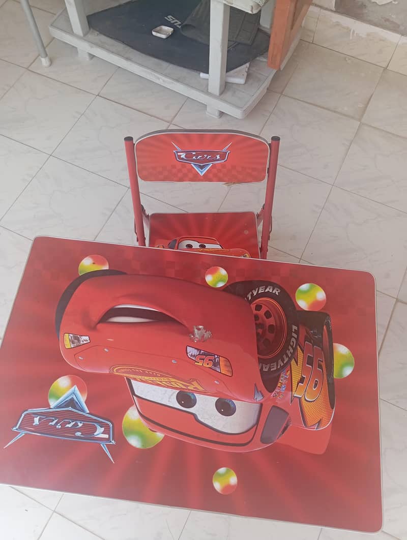 chair table 3