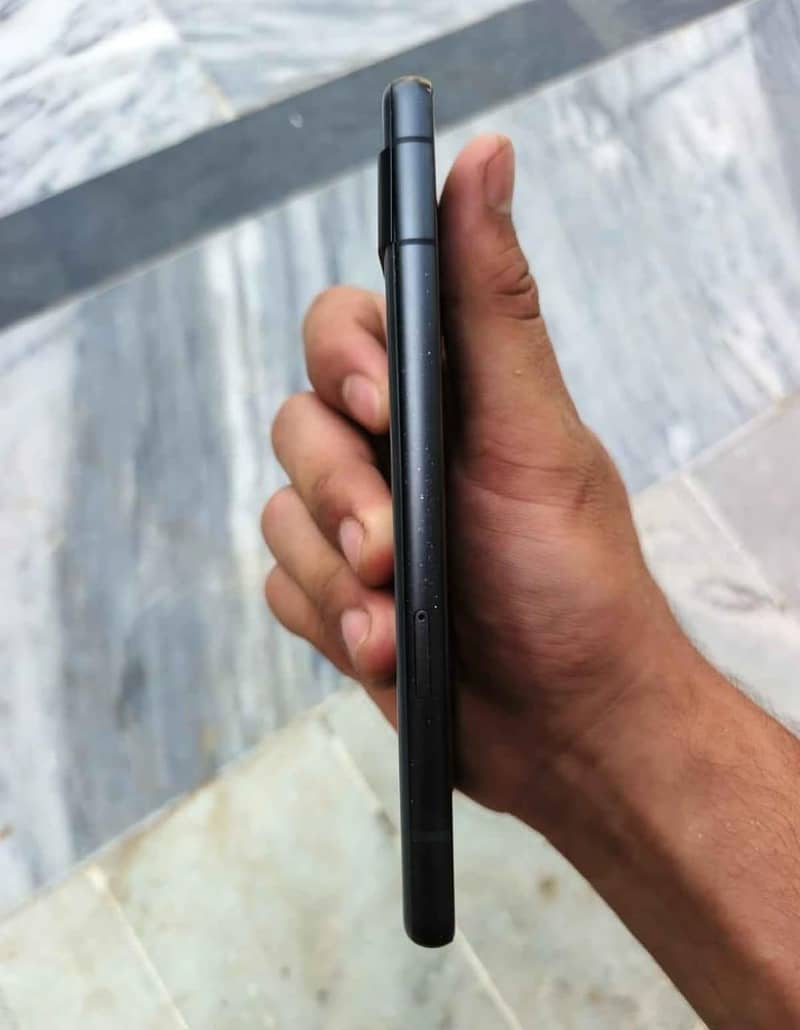 Google Pixel 7a 4