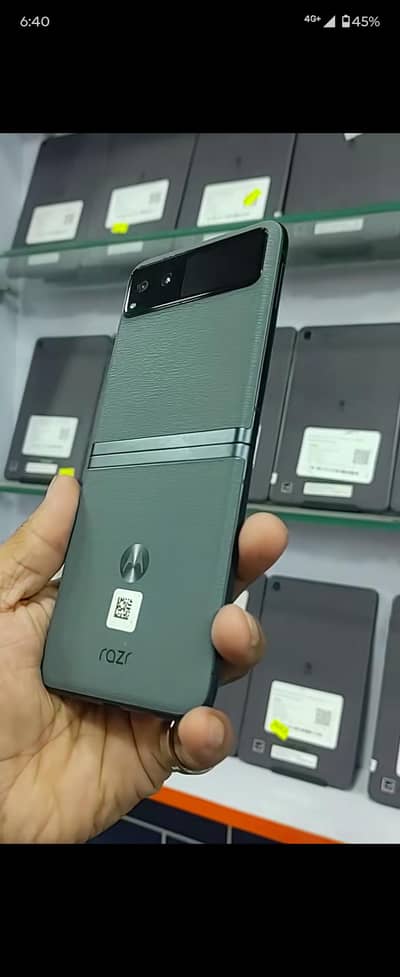 Motorola Razr 40