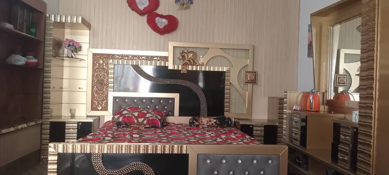 bed complete set available 2