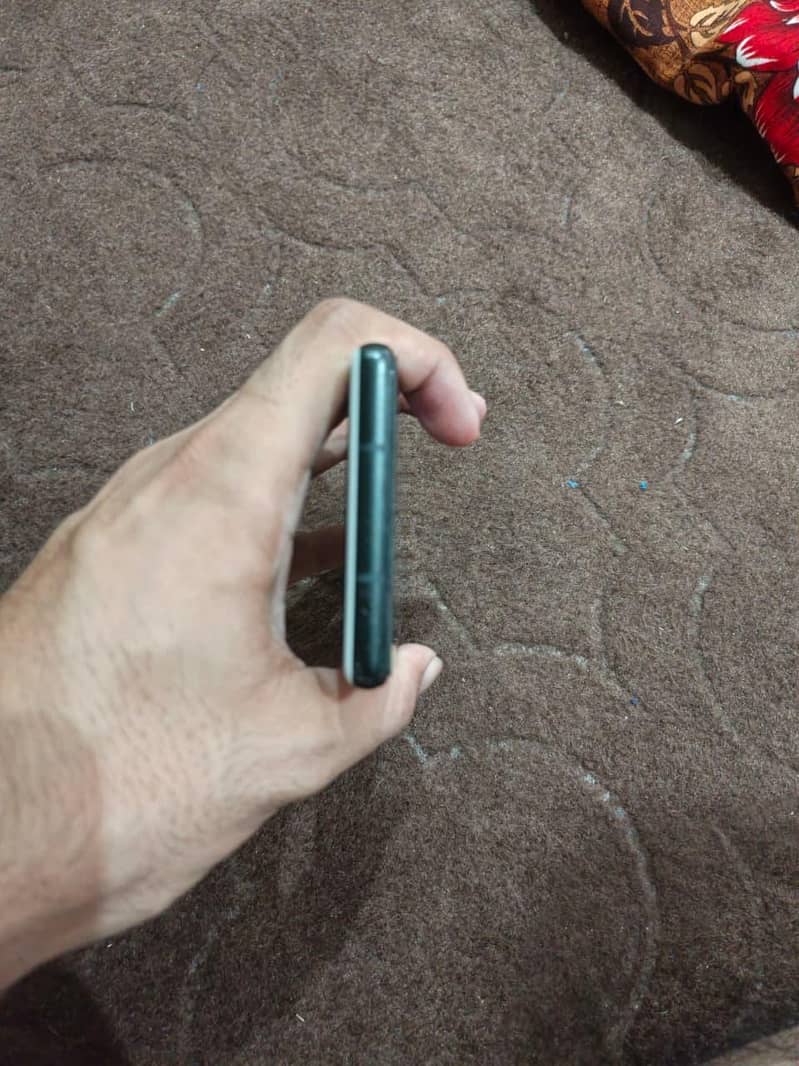 Google Pixel 6a 1