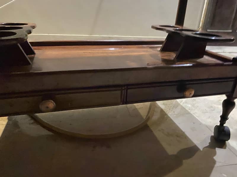 serving trolley 0