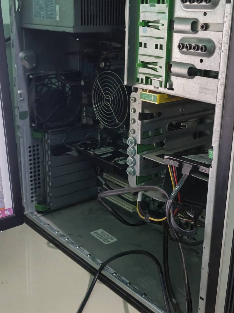 HP tower PC 3