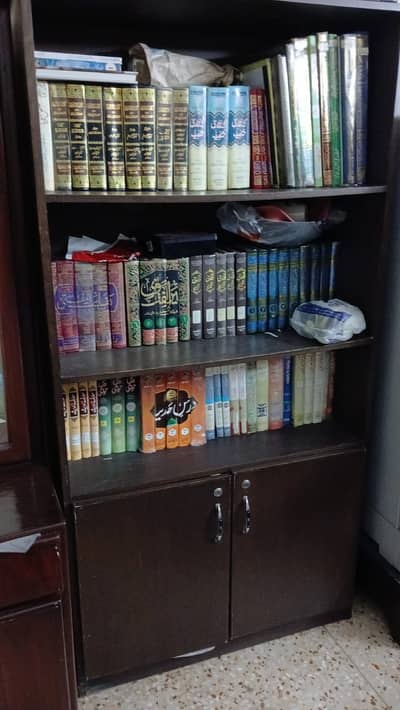 Wardrobe side table book shelf