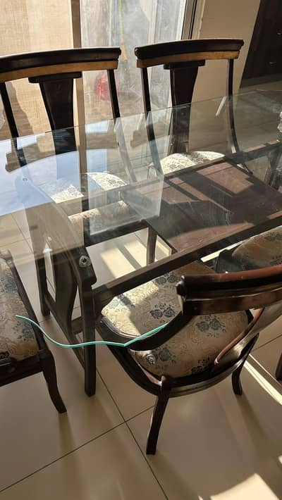 6 seater dining table