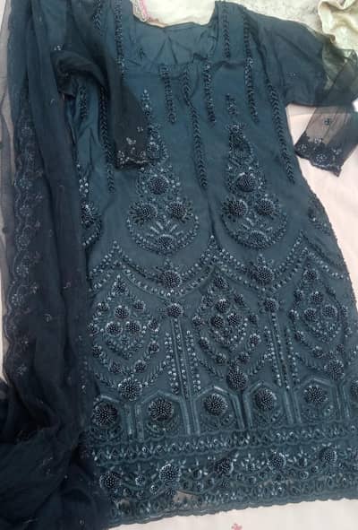 beautiful shirt and Capri with dupatta