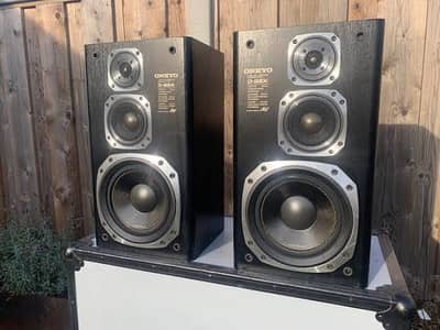 Seeling Onkyo D33x Speakers