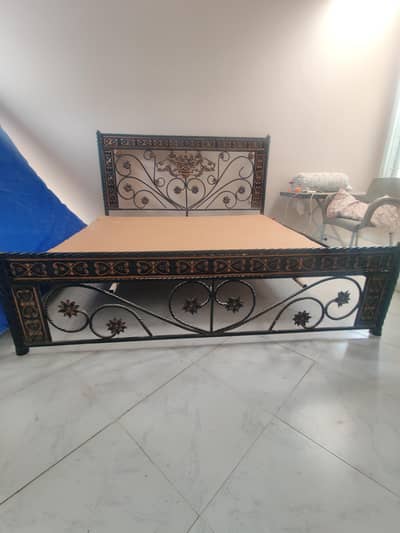 King Size bed