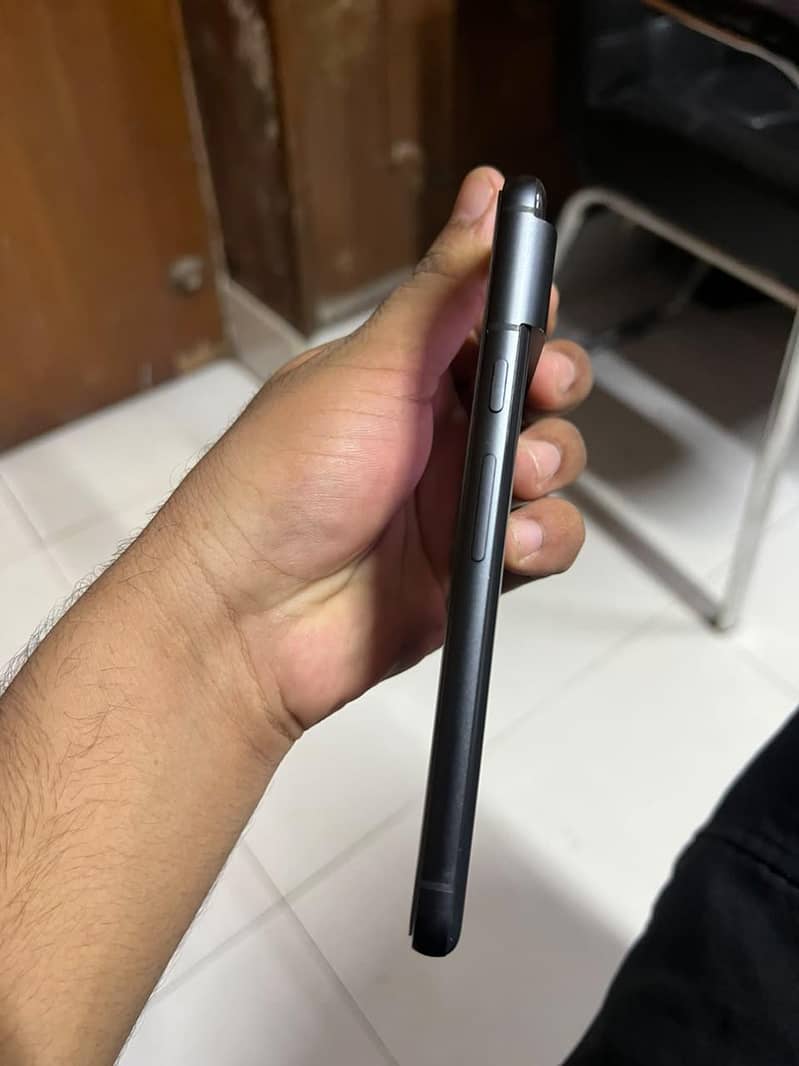 Google Pixel 8 2