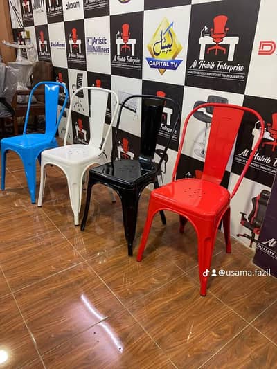 Fine Quality Stoo andl Chairs Available in Different Colors