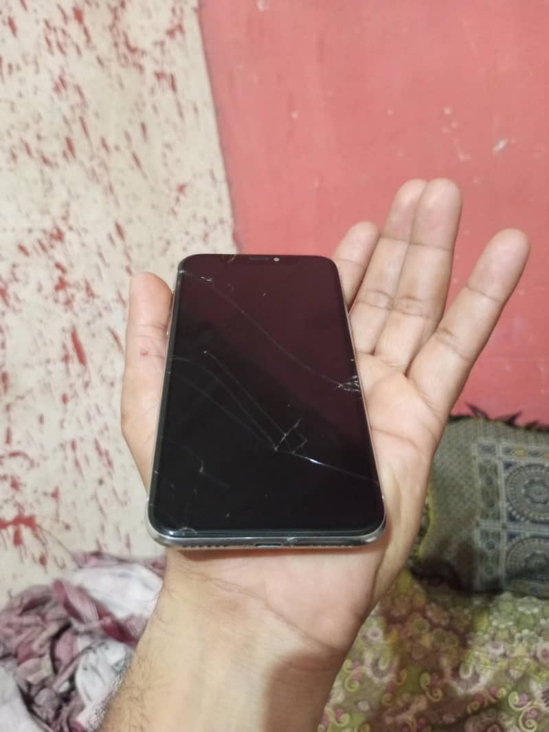 Apple iPhone X 1