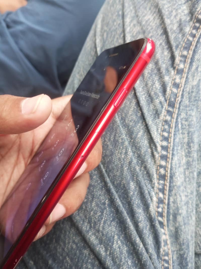 Apple iPhone 8 Plus 2