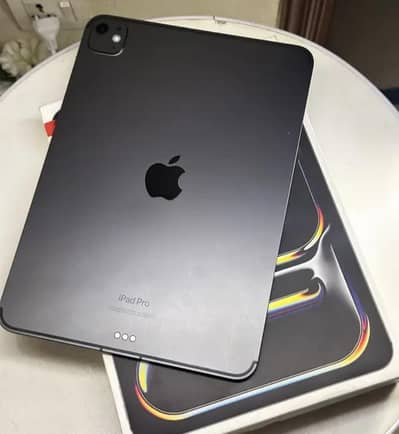 ipad pro M4 256 GB 89 /iPad Air M2  11 inch 100 heath 128GB
