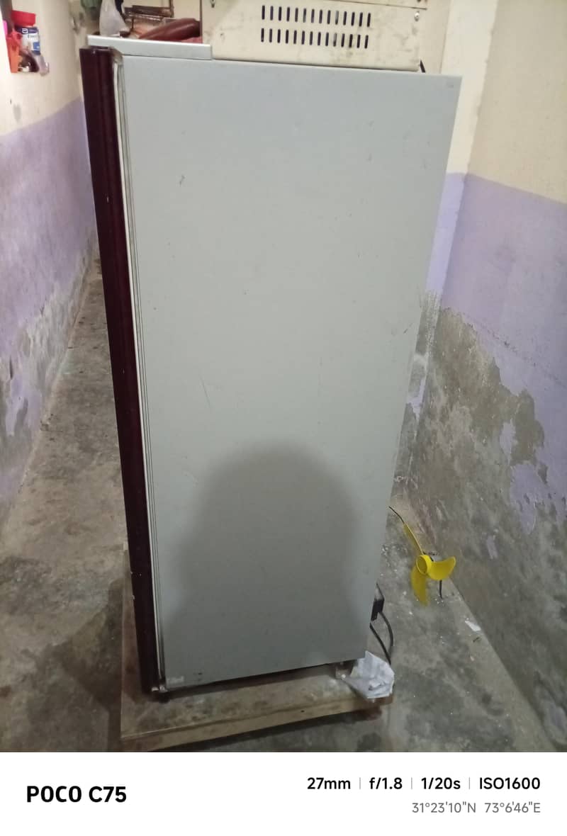 small size fridge 3