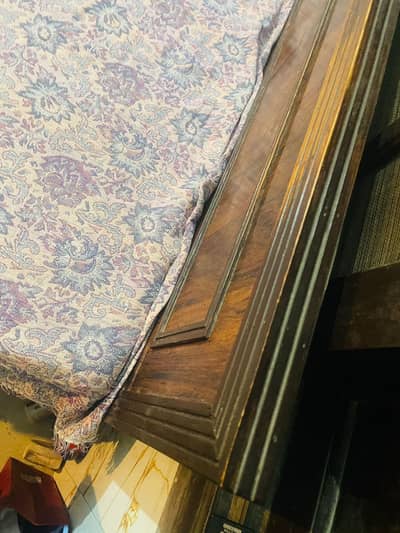 6x4 Wooden Bed with Mattress – Strong & Excellent Condition