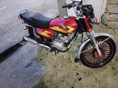 Honda CG 125 totally genuine alloy rim or genuine rim available