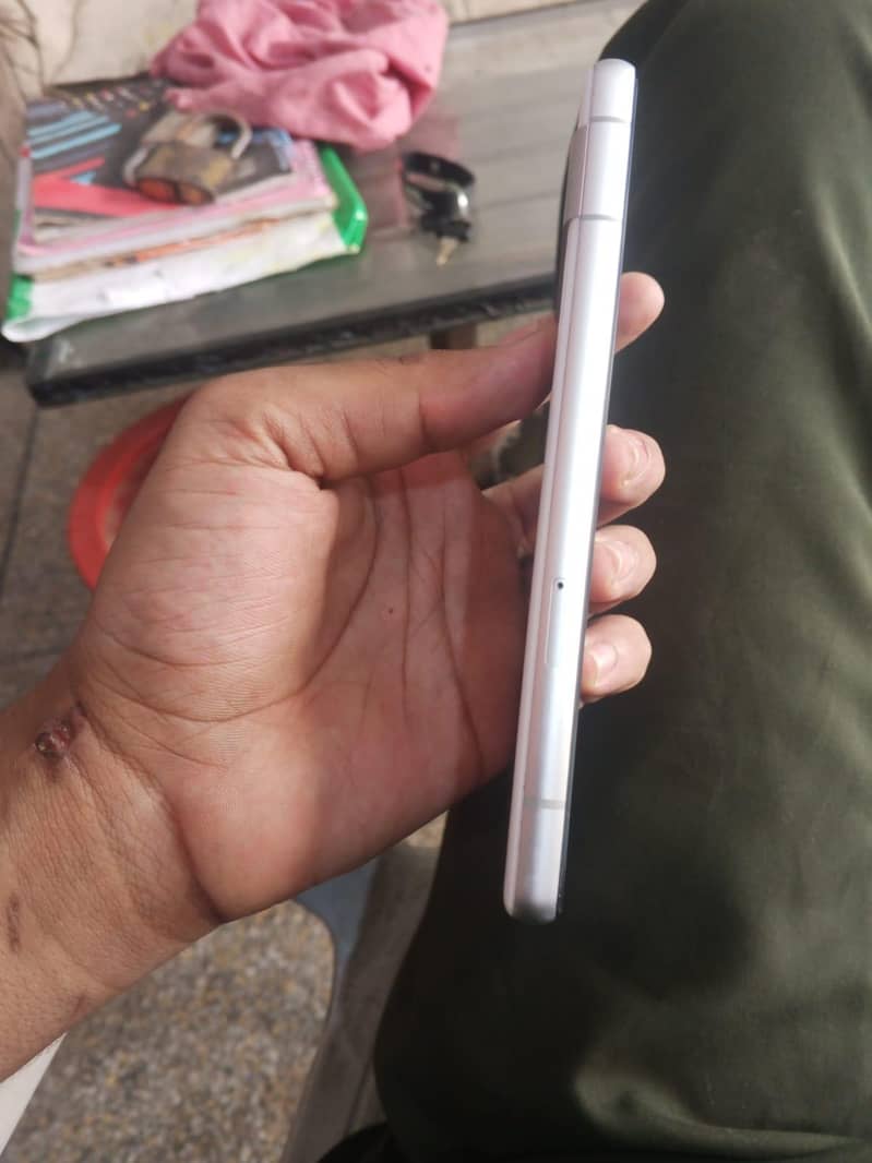 google pixel 7a 4