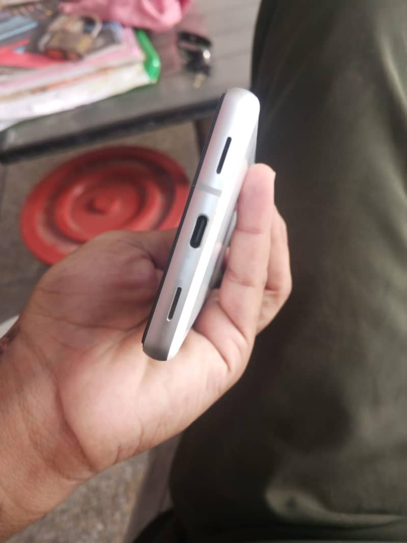 google pixel 7a 6