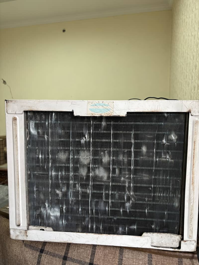 Window AC 0