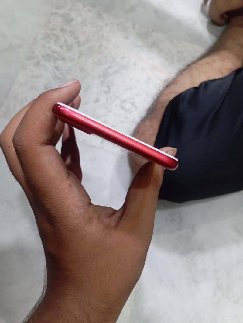Apple iPhone 7 Plus 3