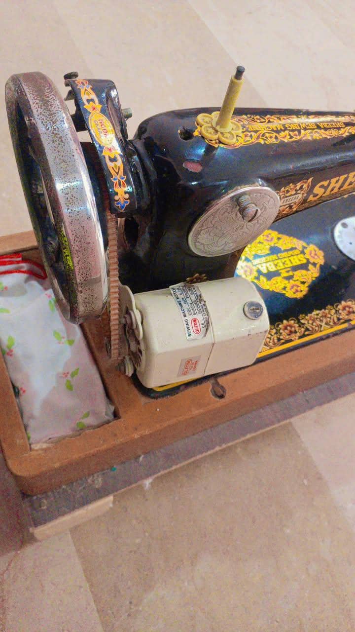 SHEEBA sewing machine 4