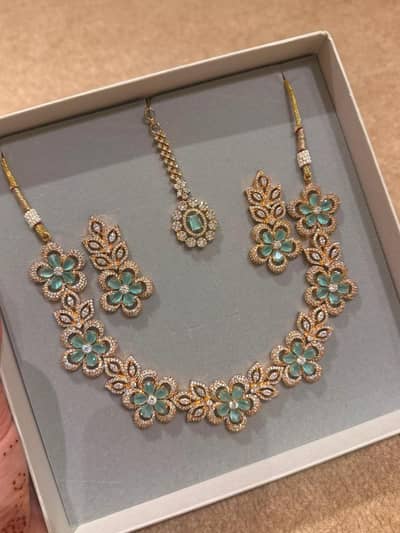 Tesoro Bridal Jewellery Set
