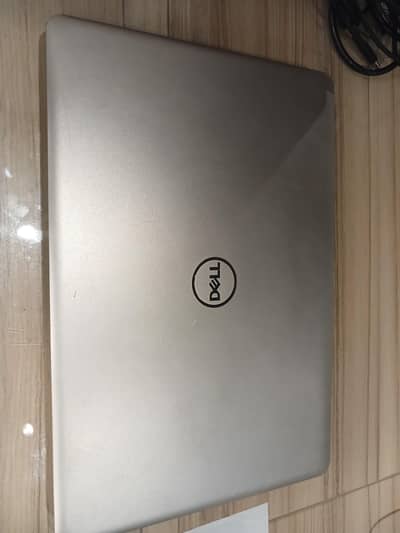 DELL INSPIRON 15 5584