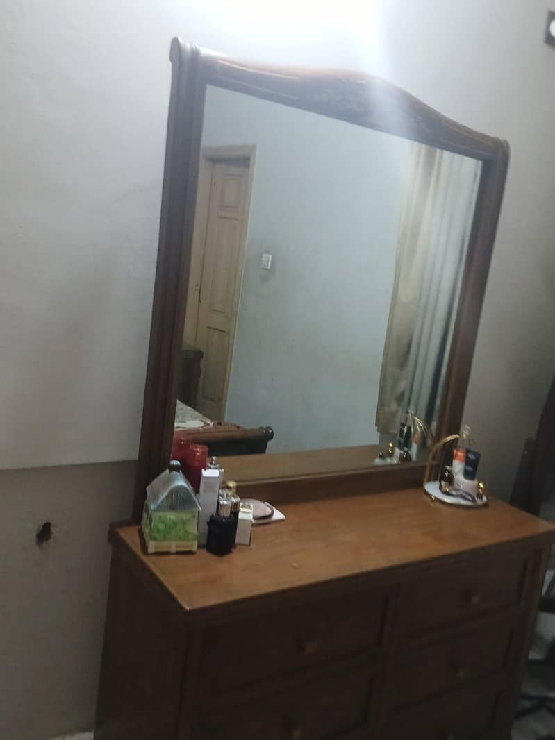 bed room set 0