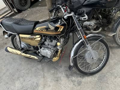 Black Gold edition arjent sell karna h