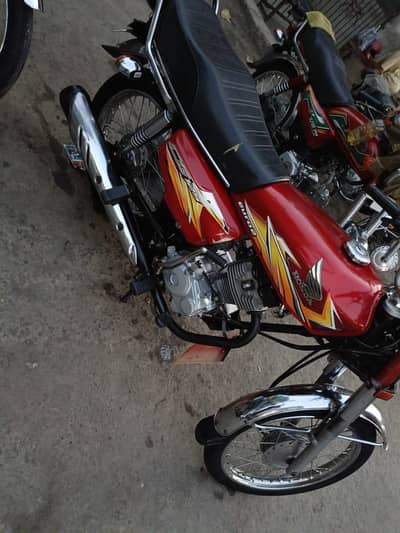 honda 125 Model 2021 New Condition Home use