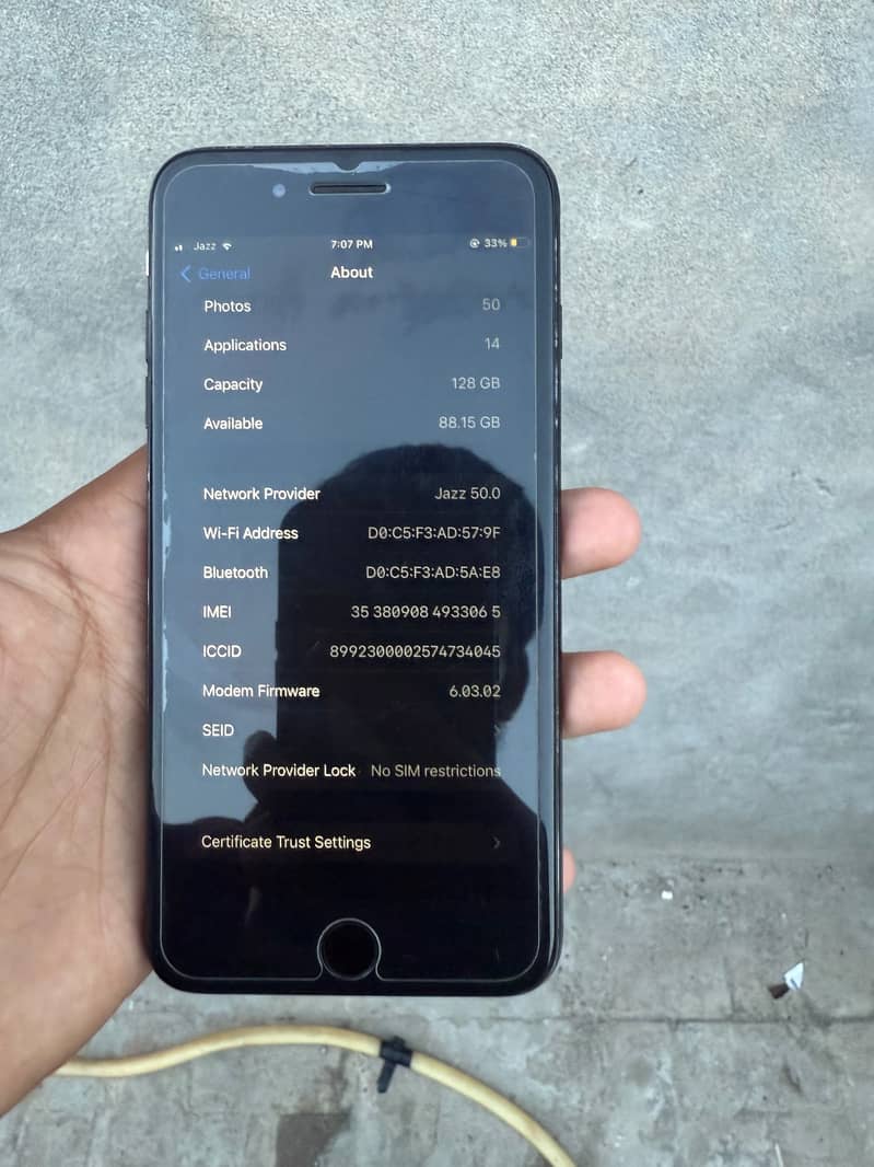 Apple iPhone 7 Plus 3