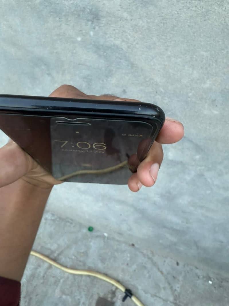 Apple iPhone 7 Plus 10