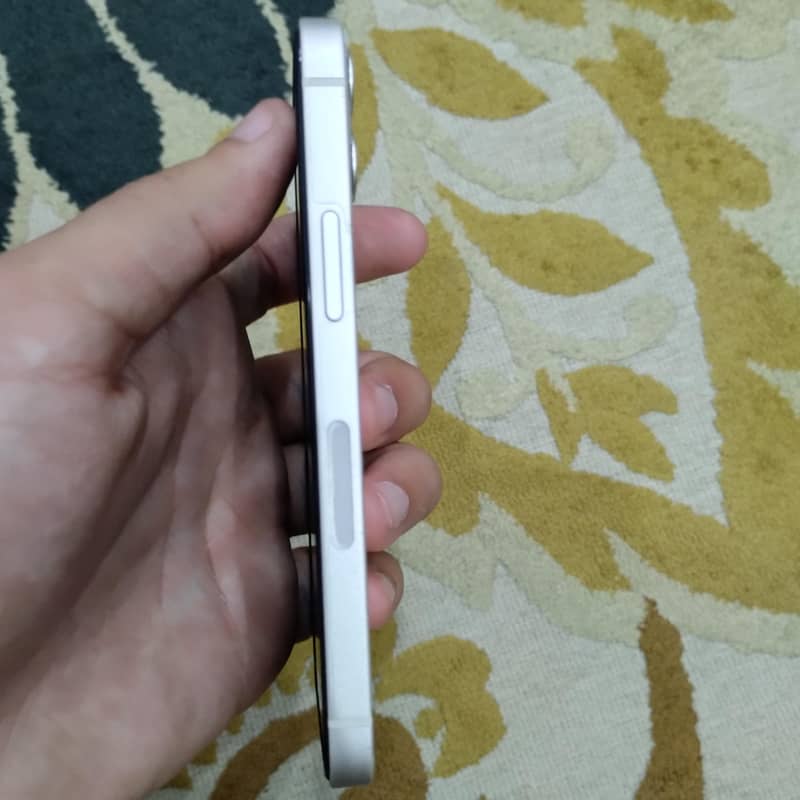 Apple iPhone 12 mini 3