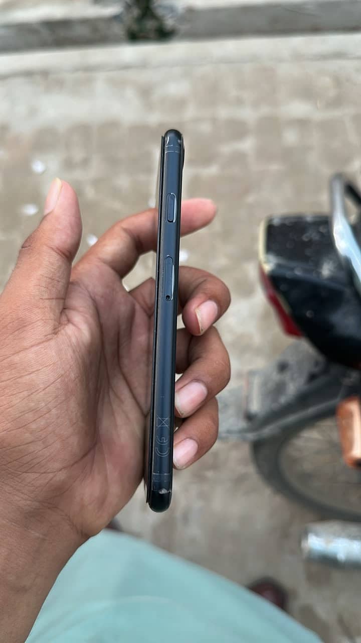 Apple iPhone SE 3