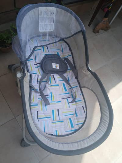 Baby Cradle 6 in 1 with sound and Vibration