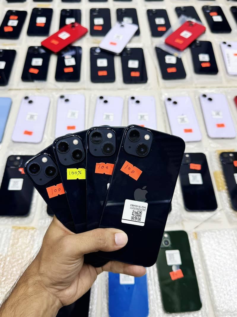 Apple iPhone 13 1