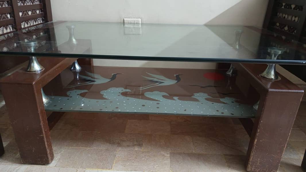 7 seater sofa + Centre Table 5