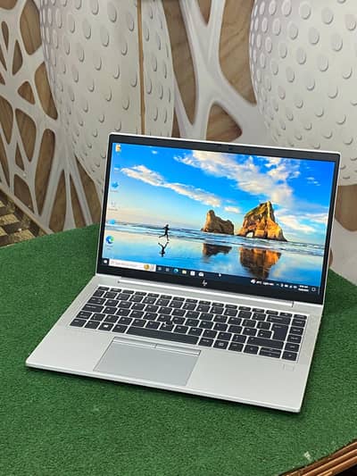 hp elitebook 840 g7 Core i5 10th gen 8gb ram 256gb ssd laptop