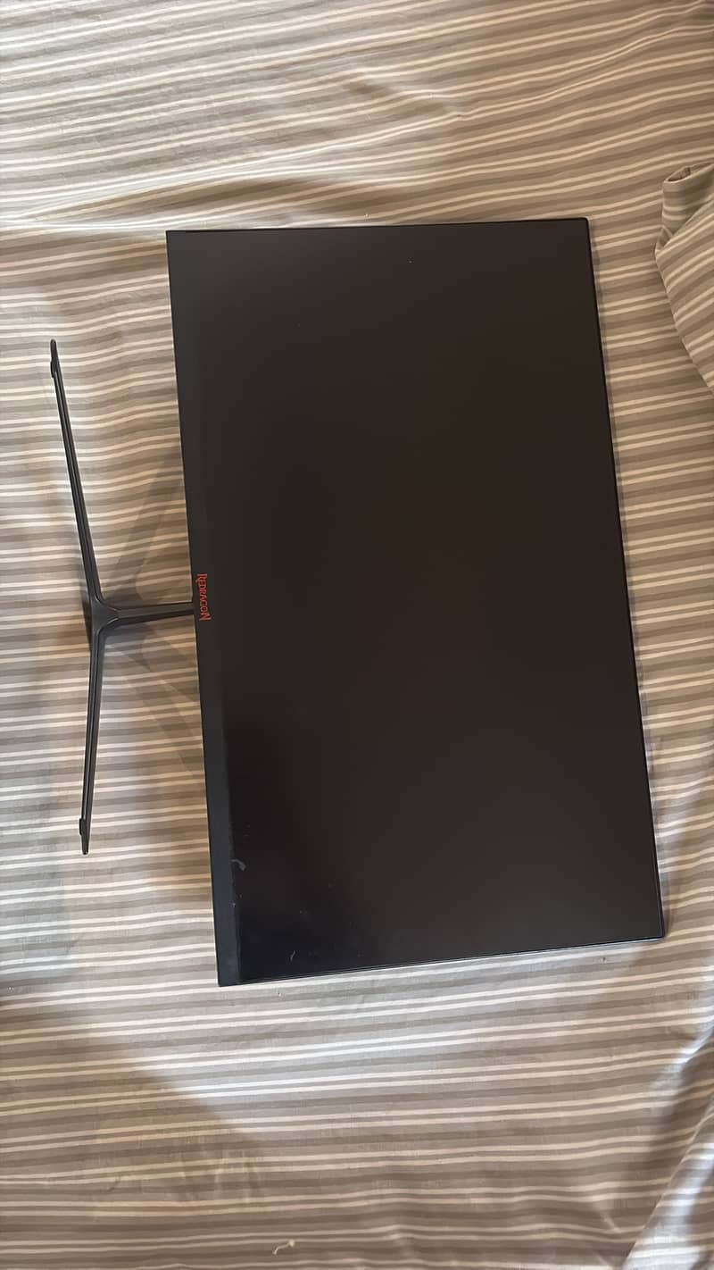 Redragon Ruby 144hz 0