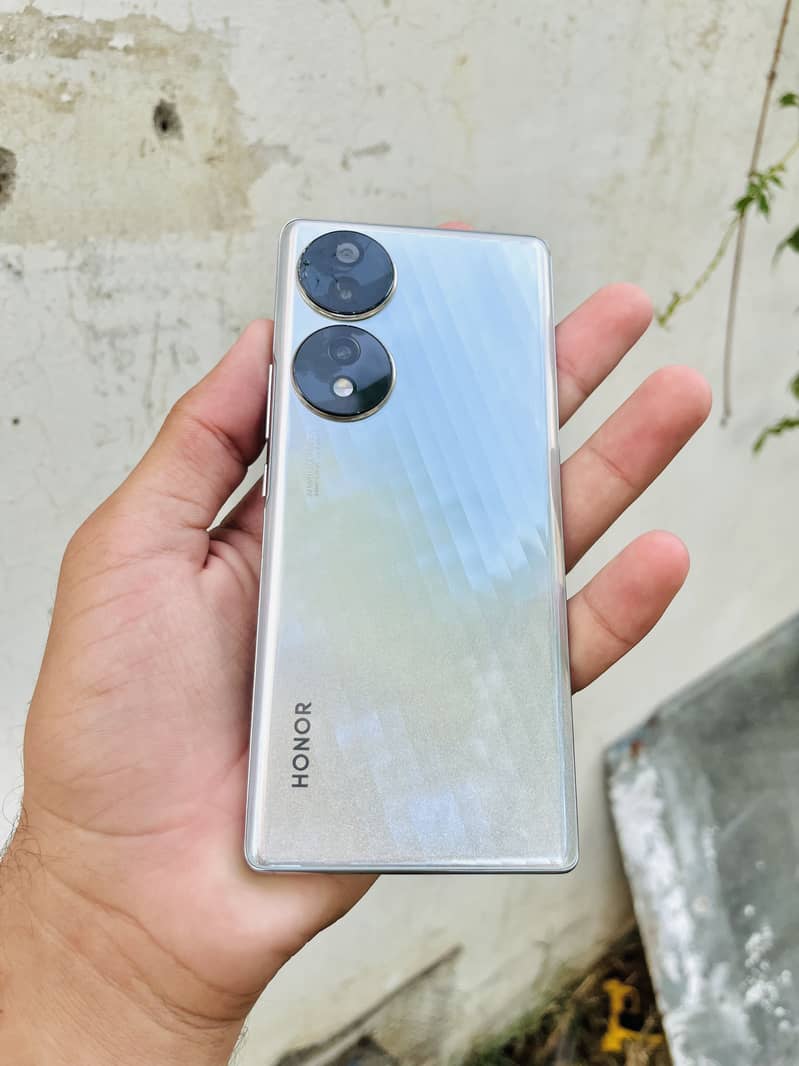 Honor 70 2