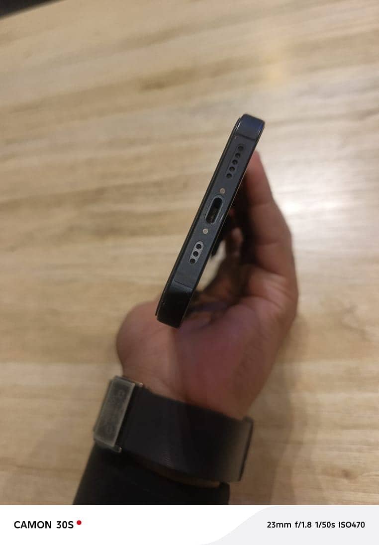 Apple iPhone 13 3