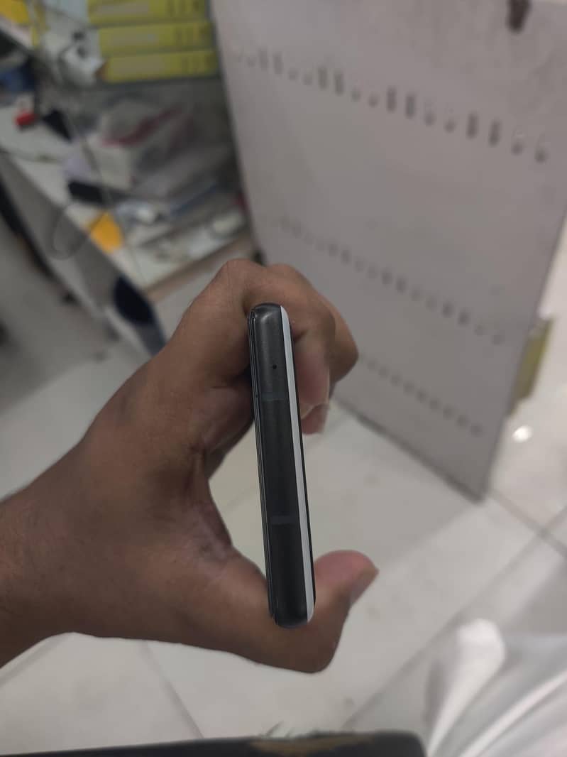 Google pixel 6a 1