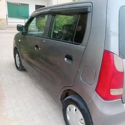 Suzuki Wagon R 2015