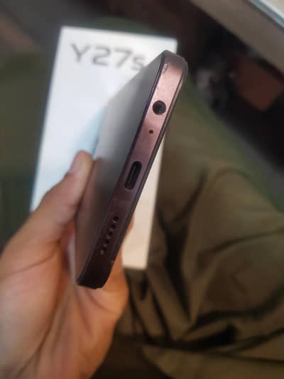 vivo y27s