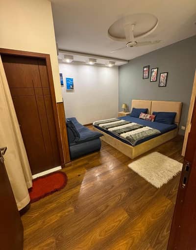 Daily basis weekly basis two bedrooms fully furnished luxury apartments available for rent Gulberg greens Islamabad